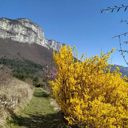Studio Au Pied De La Montagne Et Vue Imprenable Saint-Alban  Exterior foto